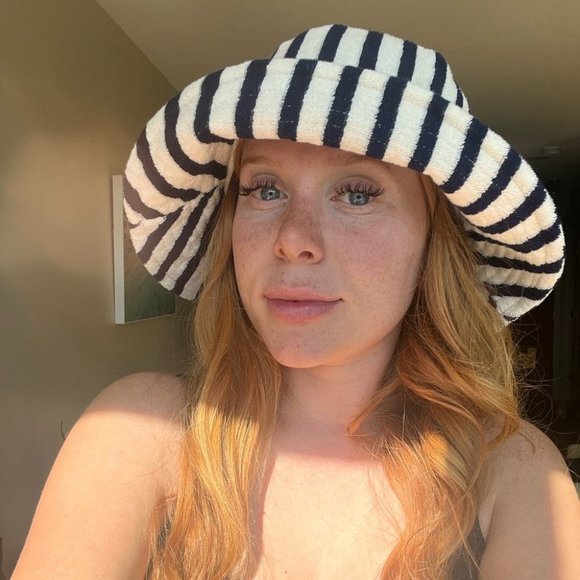 Love & Lore Terry Indigo Navy Blue & Off White Striped Bucket Hat - Picture 2 of 9